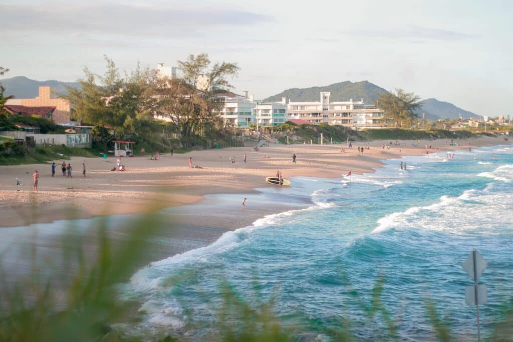 Melhor época para visitar Florianópolis, SC. - Durante o verão é uma ótima época para visitar Florianópolis.
