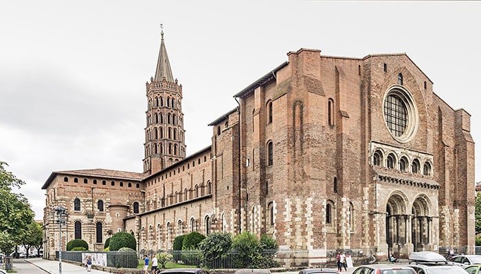 Principais pontos turísticos de Toulouse, França, que não podem ficar fora da sua lista - Basílica de Saint Sernin