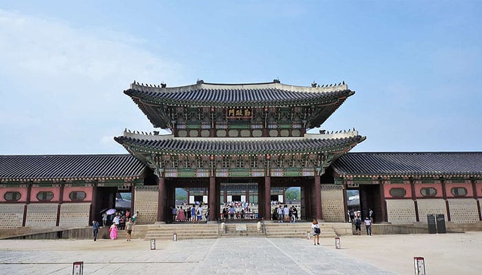 Dicas do que fazer na Coréia do Sul: confira aqui! - Portão para o Palácio Gyeongbokgung
